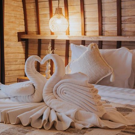 Ratan Uluwatu Hotel And Villas מראה חיצוני תמונה