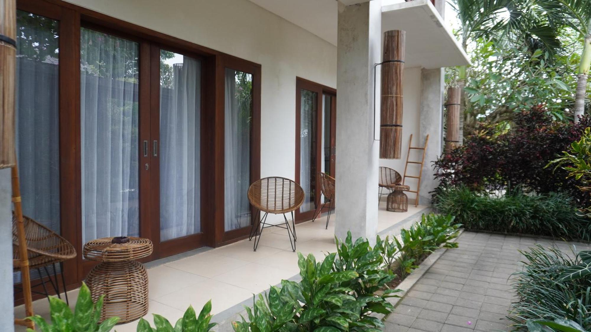 Ratan Uluwatu Hotel And Villas מראה חיצוני תמונה