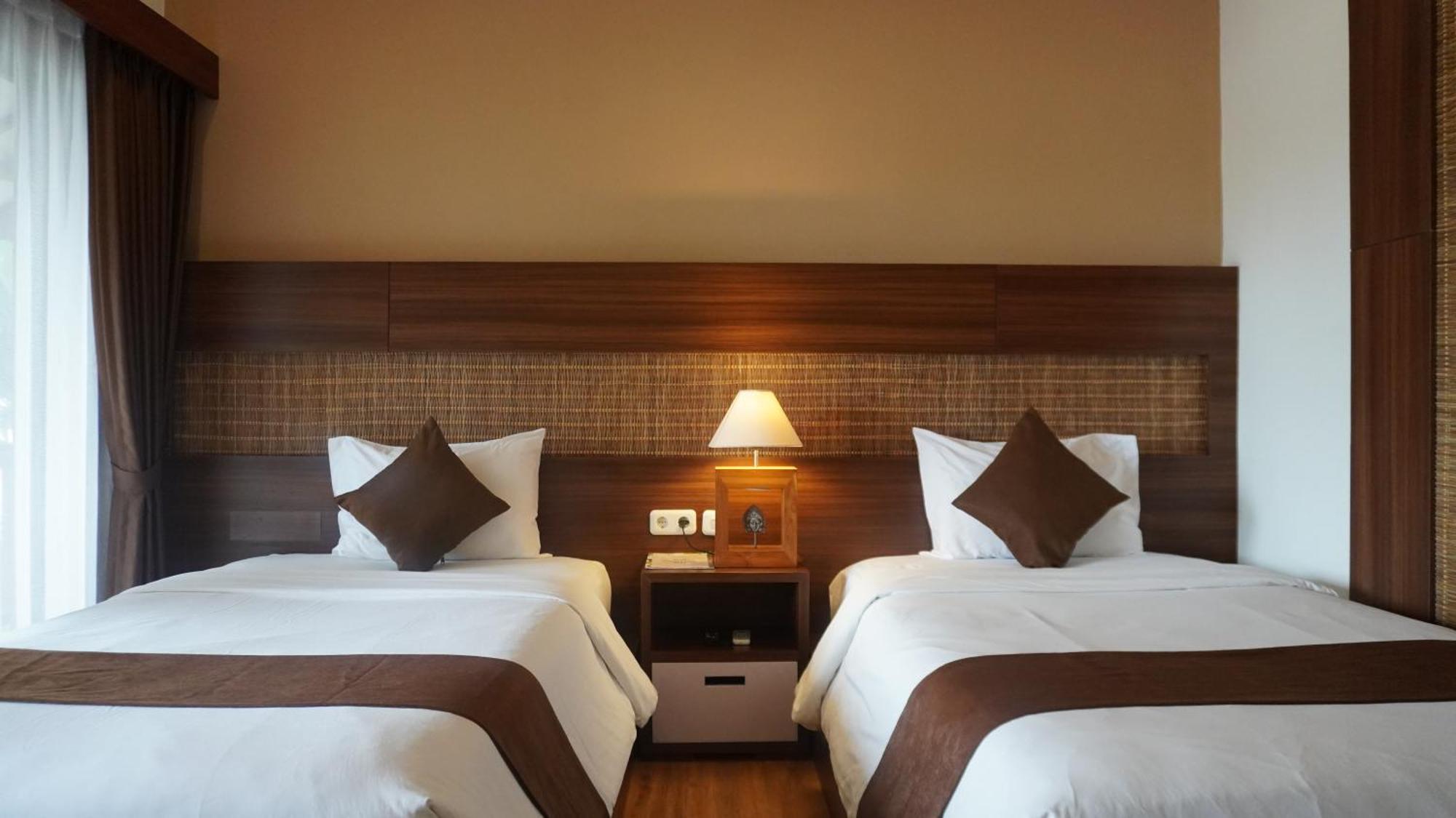 Ratan Uluwatu Hotel And Villas מראה חיצוני תמונה