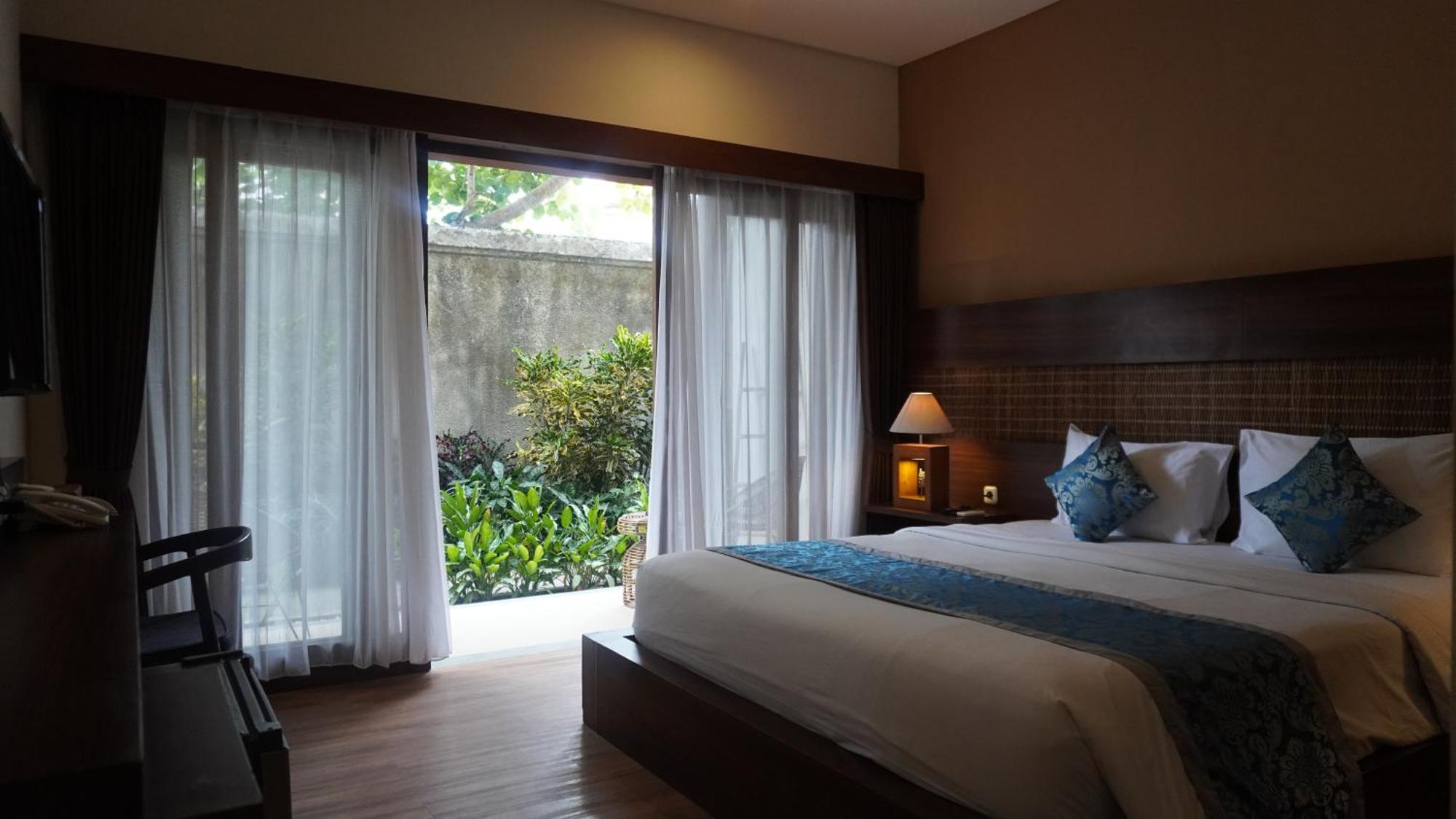 Ratan Uluwatu Hotel And Villas מראה חיצוני תמונה