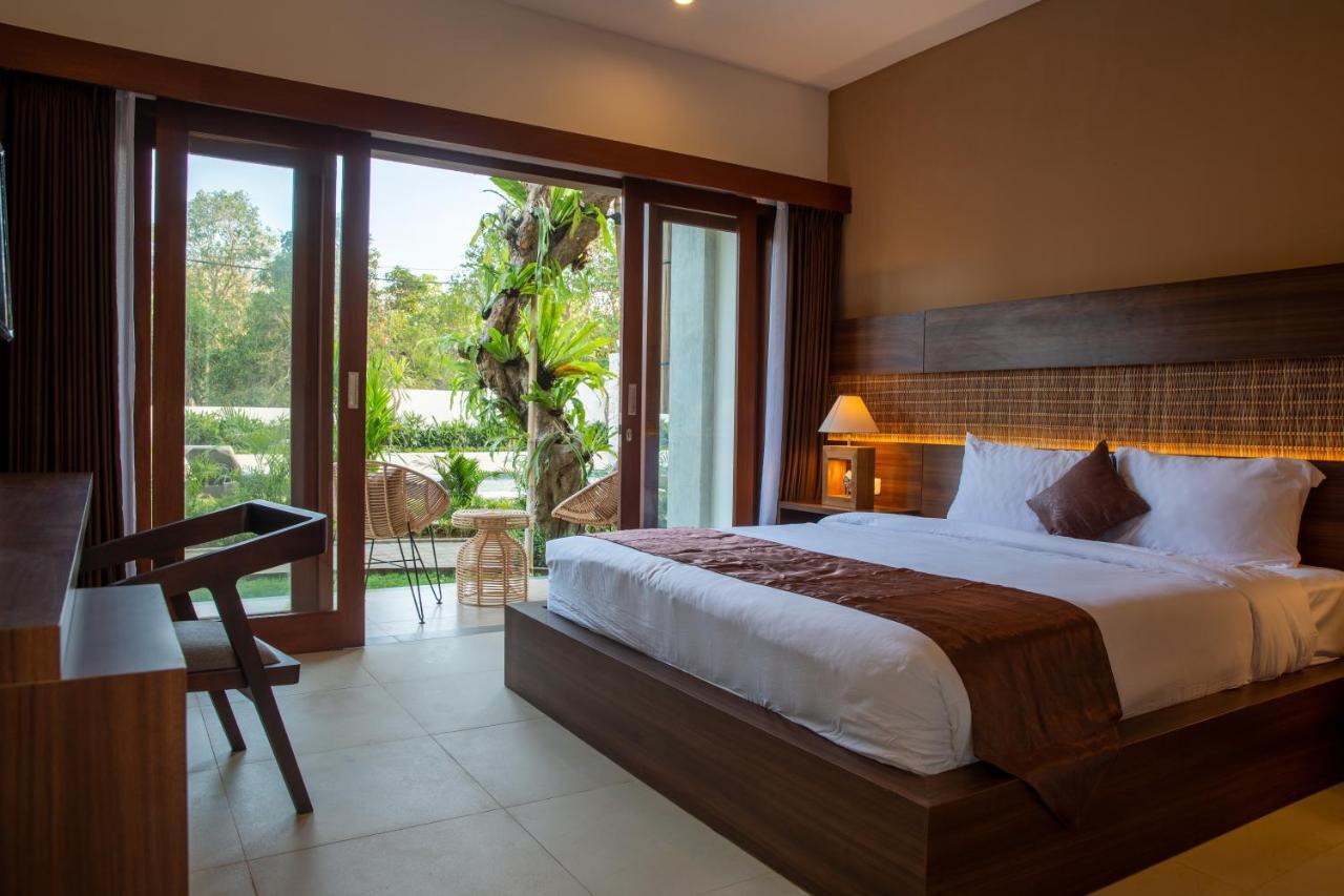 Ratan Uluwatu Hotel And Villas מראה חיצוני תמונה
