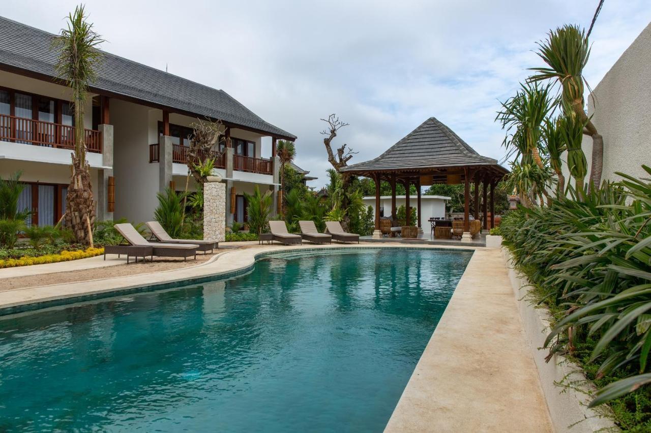 Ratan Uluwatu Hotel And Villas מראה חיצוני תמונה