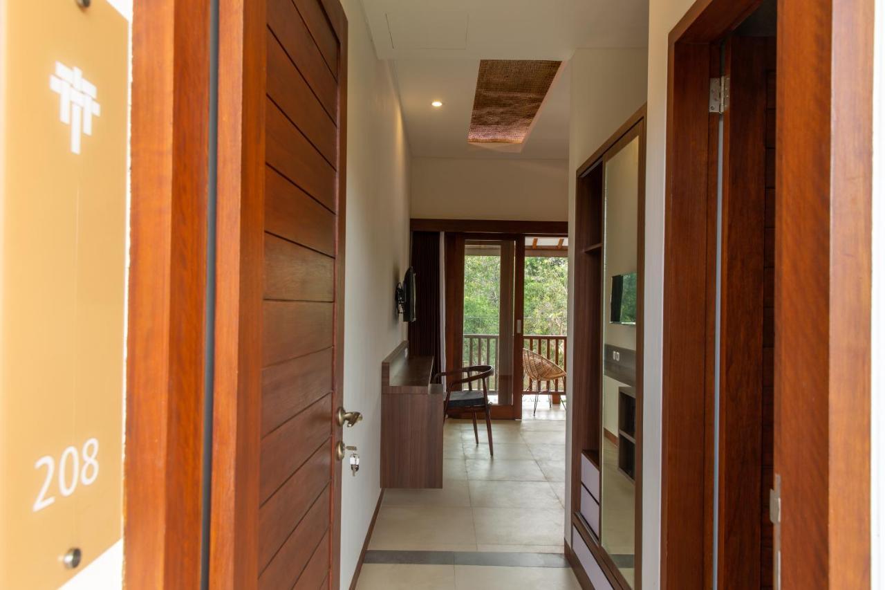 Ratan Uluwatu Hotel And Villas מראה חיצוני תמונה